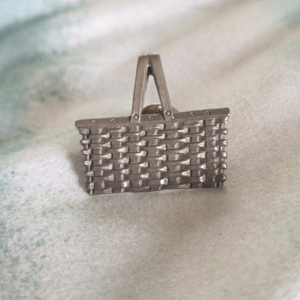 Picnic Basket Brooch